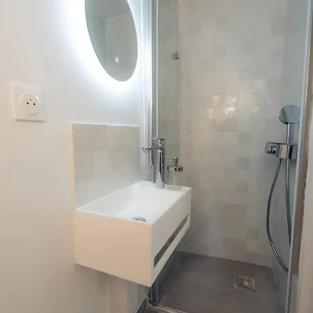 Le Petit Bellifontain Апартаменты